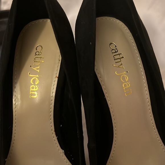 Cathy Jean black suede pointed toe pumps size 7.5 - Picture 4 of 12